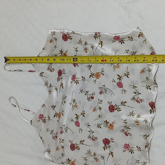🤩4/$25 Jordache Silky Floral Camisole Top - Picture 6 of 7